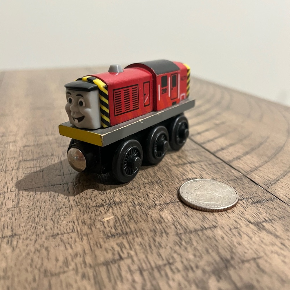 Thomas & Friends Wooden Railway Train Tank Engine Salty - Wood Vintage 2003 EUC